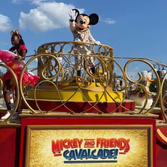 Are Cavalcades Replacing Parades at Walt Disney World? - Magical Guides