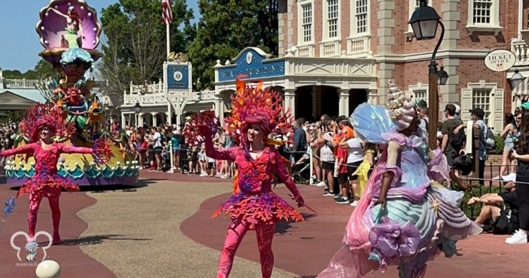 What Time Does the Parade Start in Magic Kingdom? - Magical Guides